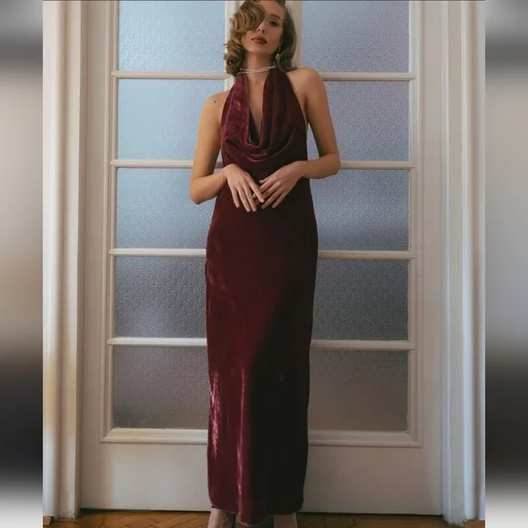 Zara Bloggers Favorite Raspberry Velvet Halter Dress Size Small - Picture 4 of 13